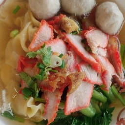 ก๋วยเตี๋ยวตาลอย(นำชัย)