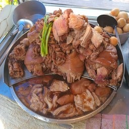 ขาหมูเปล่า เป้นกับข้าว