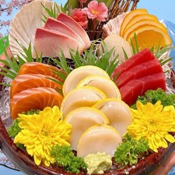 S34 Hotate Hamachi Salmon Maguro Sashimi