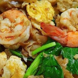 ผัดซีอิ๊วเส้นใหญ่ กุ้ง