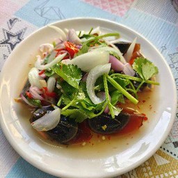 ยำไข่เยี่ยวม้า