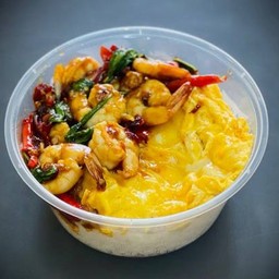 ข้าวกะเพรากุ้ง+ไข่ข้น