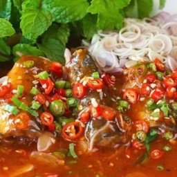 ยำปลากระป๋อง