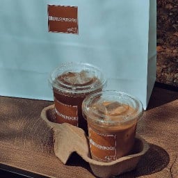 Slowbook good coffee and soul ร่องซ้อ