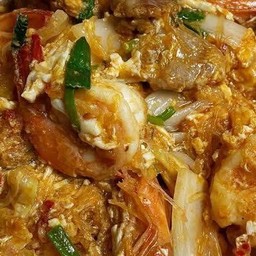 ผัดไทยวุ้นเส้นกุ้งสด