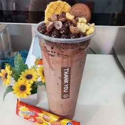 โอวัลตินภูเขาไฟทรงเครื่องแก้วยีราฟ