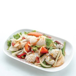 ยำปลาหมึก