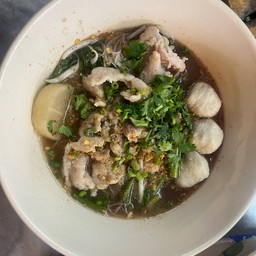 ก๋วยเตี๋ยวหมูรวม