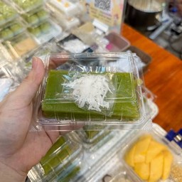 ขนมเปียกปูนใบเตย