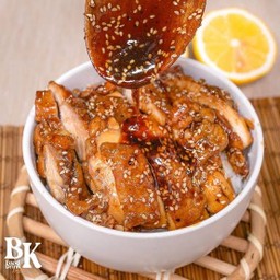 Knock Knock Chickens Grill - ร้านข้าวหน้าไก่ย่าง อ่อนนุช 59 (หน้าซอย)