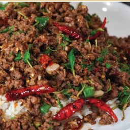 กะเพราพริกแห้งโบราณ(กับข้าว)