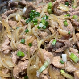 หมูโชยุ ญี่ปุ่นญี่ใจ