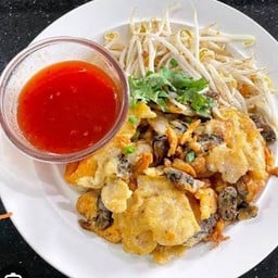 ผัดไท หอยทอด น้องฟาติน