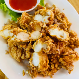 ไข่หมึกทอดกระเทียม