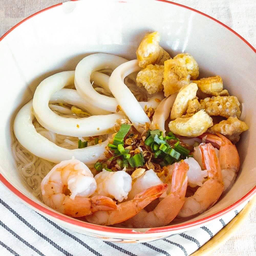 ก๋วยเตี๋ยวน้ำใส ทะเล