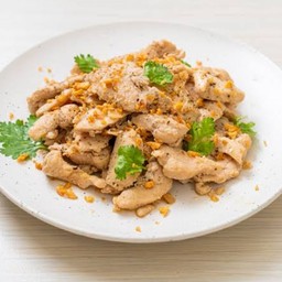 ไก่กระเทียม (กับข้าว)