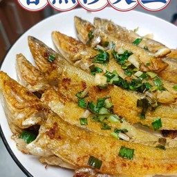 ปลาน้ำดอกไม้ทอดแห้ง