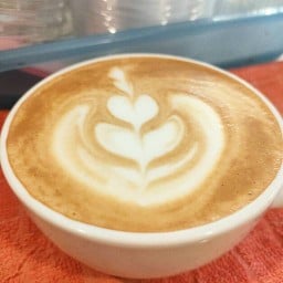 คาเฟ่ อามันเต้ แจ่มฟ้าช๊อปปิ้งมอลล์