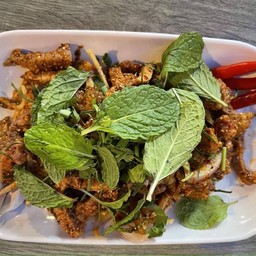 น้ำตกเนื้อ