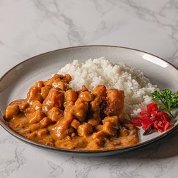 ข้าวหน้าแกงกระหรี่ไก่คาราเกะ