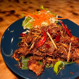 หมูคั่วกะเหรี่ยง
