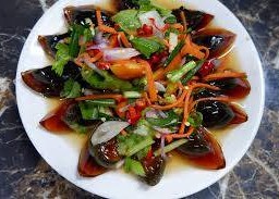 ยำ ไข่เยี่ยวม้า