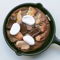 S’more Cookie Brown Butter Chocolate Marshmallow Graham Cracker