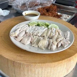 ไก่ต้ม กล่องกลาง