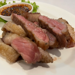 เนื้อย่างติดมัน