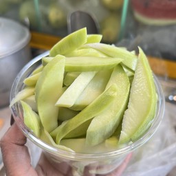 มะม่วงเปรี้ยว แช่ เกลือ จิ๊ดจ๊าด 1 กระปุก