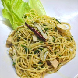 สปาเกตตี้พริกแห้งมังสวิรัติ