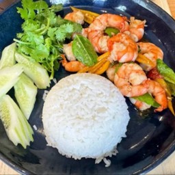 ข้าวกุ้งผัดพริกขี้หนูสวน