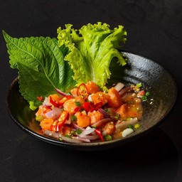 ยำปลาเเซลมอนดอง