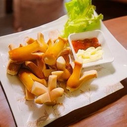 ไส้กรอกไก่หนังกรอบ