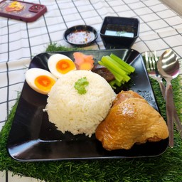 ข้าวสะโพกไก่อบ