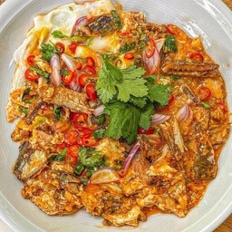 ยำปลากระป๋องขยี้ไข่