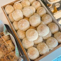 ขนมปังเนยน้ำตาล