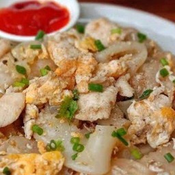 ก๋วยเตี๋ยวคั่วไก่