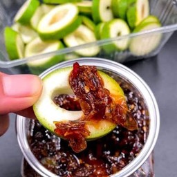 มะม่วงเบาน้ำปลาหวานกะปิ