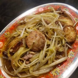 กุช่ายขาวผัดเต้าหู้หมูสับ