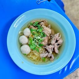 ก๋วยเตี๋ยวเนื้อ หมูน้ำใส หนองแขม