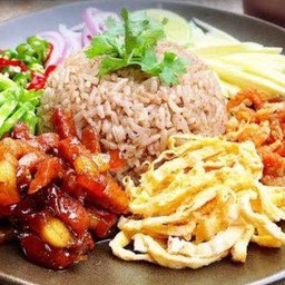 ข้าวคลุกกะปิ