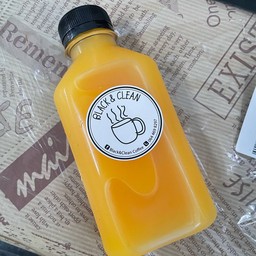 น้ำส้มแท้แบบขวด200ml(มีเนื้อส้ม)