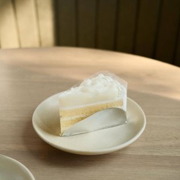 YOUNG COCONUT CAKE