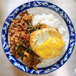 กะเพราหมูสับ