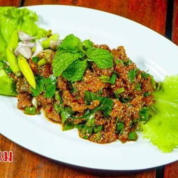 ก้อยมะนาวหมู