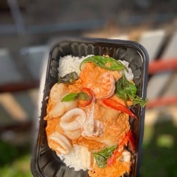 ข้าวไข่ข้นห่อหมกทะเล (กุ้ง หมึก ปลา)