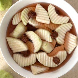 ฝรั่งกิมจูแช่บ๊วย