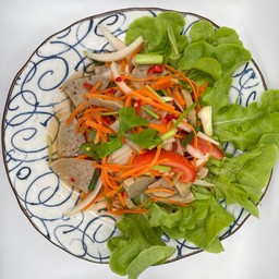 ยำหมูยอ