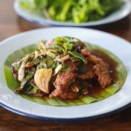 น้ำตกเนื้อ